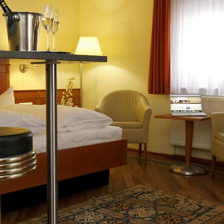 Gaestehaus Kral エルランゲン エクステリア 写真